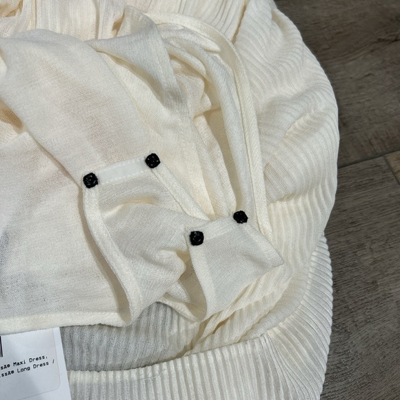 Subtle Studios tie front plisse maxi dress in off white - Picture 5 of 10